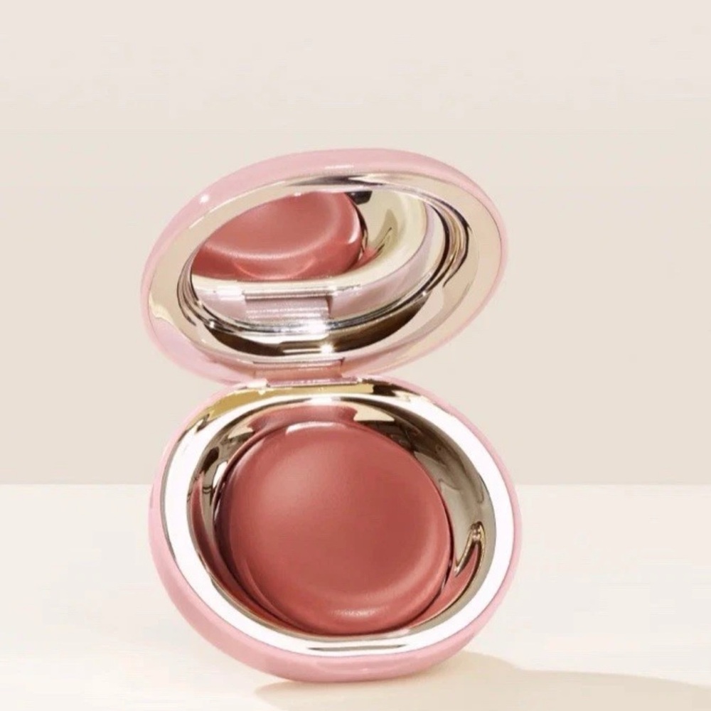 Rare Beauty Stay Vulnerable Melting Cream Blush-Nearly Neutral, net wt0.17 oz/5g
